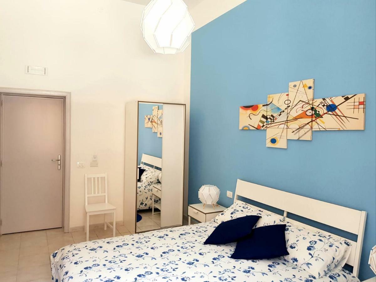 L'Opera Dei Pupi B&B アヴォラ エクステリア 写真