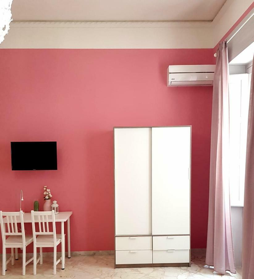 L'Opera Dei Pupi B&B アヴォラ エクステリア 写真